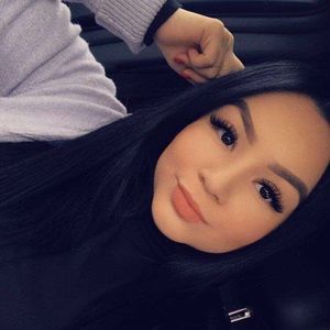 Meet your Posher, Hilda